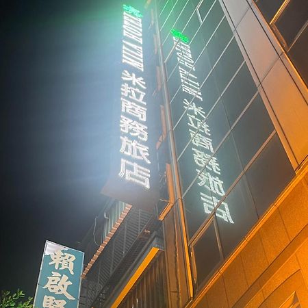 Mila Hotel Taichung Exterior photo