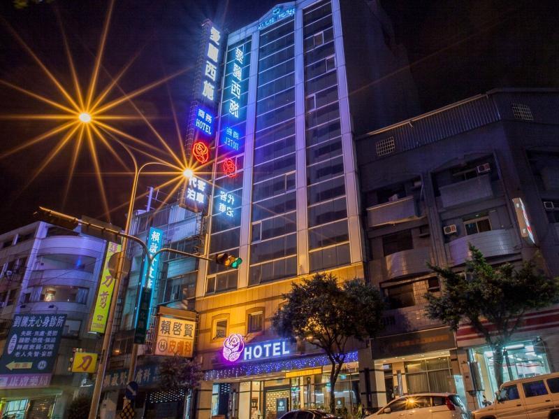Mila Hotel Taichung Exterior photo